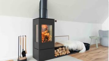 House | 3 bedrooms, individually furnished, iron/ironing board