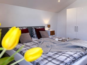 4 bedrooms, individually furnished, bed sheets - Modernes Split-level Haus Nahe am Hennesee (Meschede)