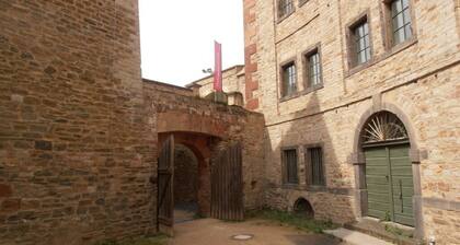 Salmagundi Comfortable Holiday Residence