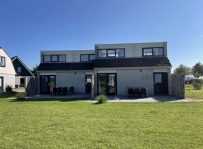 Exterior - Cottage on a Vacation Park (De Cocksdorp)