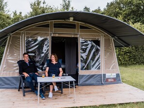 Tent | Balcony - Tent Lodge in Nommern Near Forest (Nommern)