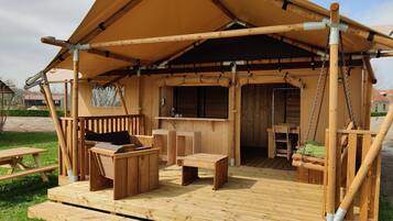 Tent | Exterieur