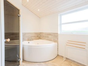 House | Spa treatment