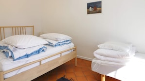 House | 2 bedrooms, individually furnished - 5 Person Holiday Home in Storvorde (Storvorde)