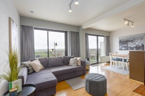 Apartment | Living area - Apartment on the 8th Floor With Terrace (Middelkerke)