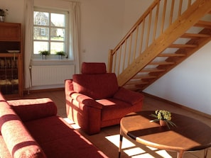 Apartment | Living area - Holiday Home Treeneblick (Hude)