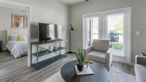1 bedroom, desk, iron/ironing board, WiFi