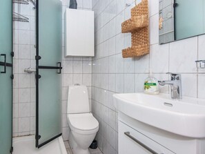 House | Bathroom - 5 Person Holiday Home in Broager (Broager)