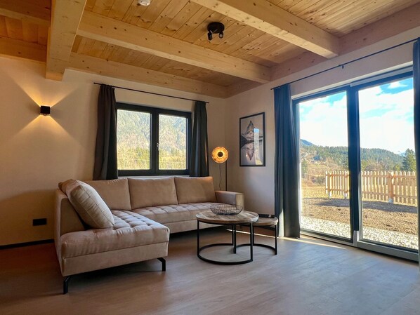 Living room - Chalet Near Nassfeld ski Resort and Ski-lift (Hermagor-Pressegger See)