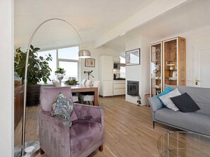 House | Living area - Lovely Family Villa With Garden in Kamperland (Kamperland)