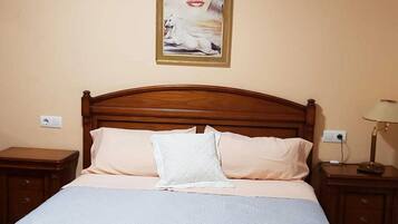 Cottage | 3 bedrooms, individually furnished, bed sheets