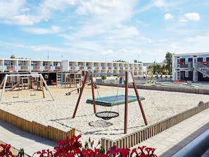 Apartment | Exterior - 4 Person Holiday Home on Holiday Park in Glesborg (Glesborg)