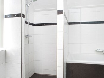 Beautiful Holiday Home With hot tub