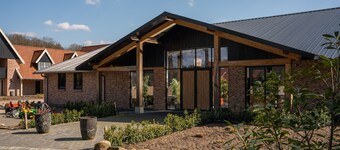 Beautiful Holiday Home With hot tub