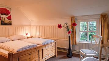 6 chambres, ameublement personnalisé