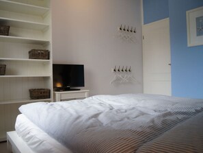 Apartment | 4 Schlafzimmer, Bügeleisen/Bügelbrett, individuell eingerichtet