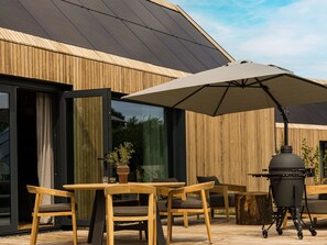 House | Dining - Holiday Home in Drenthe With Sauna (Appelscha)