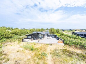 House | Exterior - 4 Star Holiday Home in Henne (Henne)
