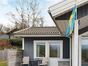 House | Exterior - 5 Star Holiday Home in Steninge (Steninge)