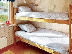 3 bedrooms, individually furnished