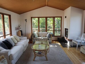 独立别墅 | 起居区