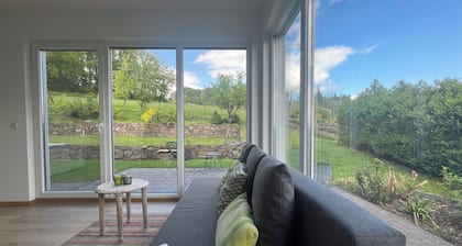 Helle, Moderne Wohnung im Grünen