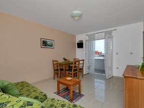 Apartment | Dining - Apartments Villa Juric - One Bedroom Apartment With Balcony - 4 (Baska Voda)