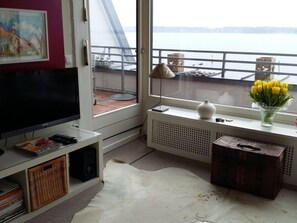 Interior - Sea View Modern Retreat (Gluecksburg)