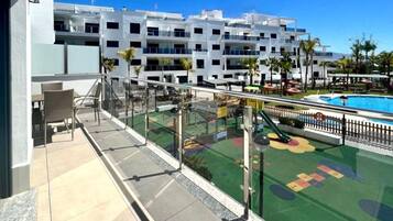 Apartment | Pool | Outdoor pool