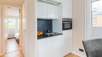 Mobile Home | Private kitchen