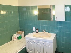 Ferienhaus | Badezimmer