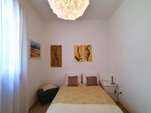 House - Holiday Home in Maccagno With Pool (Maccagno con Pino e Veddasca)
