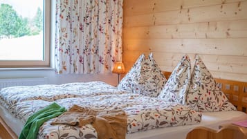 Rumah | 7 kamar tidur dan dilengkapi dengan perabotan berbeda-beda