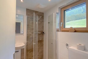 House | Bathroom