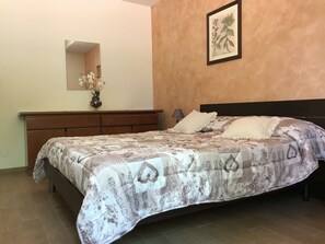 Apartment | 2 bedrooms, individually furnished - Apartment in Bardolino Near Lake Garda (Bardolino)