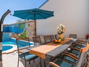 Dining - Nada Comfortable Holiday Residence (Vodnjan)