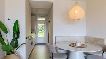 Apartment | Dining