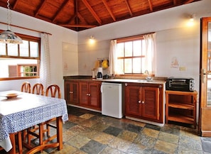 House | Private kitchen - Casa Azul bij Los Llanos (El Paso)