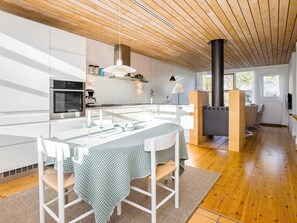 House | Interior - Holiday Home With Waterpark Access in Vaeggerlose (Vaeggerlose)