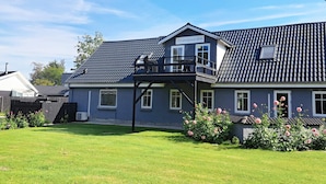 House | Exterior - 4 Person Holiday Home in Hadsund (Hadsund)