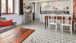 Ảnh chưa phân loại, 2 trong số 39 ảnh, nút