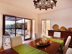 Dining - Belvilla by OYO Villa Petra Sei (Gaiole in Chianti)