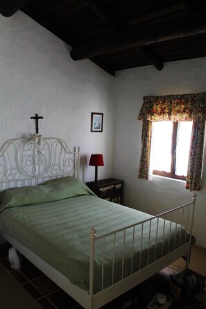 4 bedrooms, iron/ironing board, travel crib, WiFi