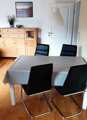 Dining - Holiday Apartment Wind Force 8 (Langeoog)