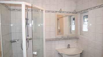 House | Bathroom | Towels