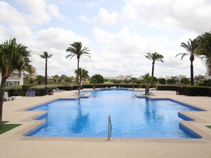 Appartement | Piscine | Piscine extérieure