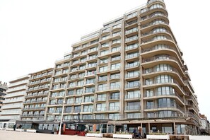 Apartment | Exterior - Apartment in Nieuwpoort Near the Beach (Nieuwpoort)