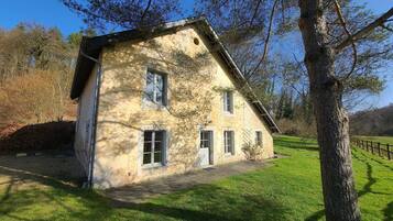 House | Bahagian luar