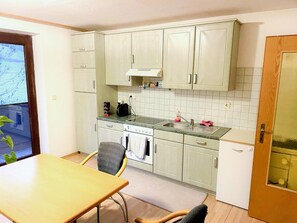 Apartment | Eigene Küche | Wasserkocher, Toaster