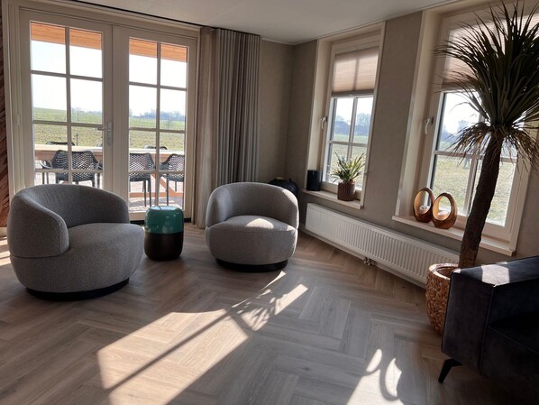 Villa | View from property - Villa in Wieringer Near the Wadden Sea (Hippolytushoef)